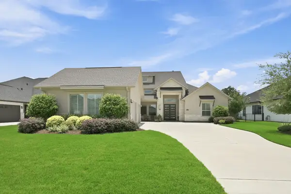 3211 Whispering Pecans Drive, Fulshear, TX 77441
