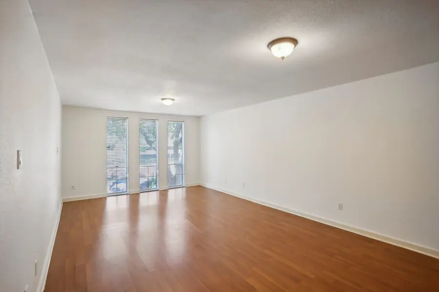 4641 Wild Indigo Street #427, Houston, TX 77027 - #2