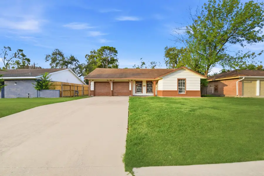 535 Edgebrook Drive, Houston, TX 77034 - #2