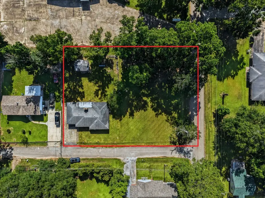 607 Walker Avenue, Cleveland, TX 77327 - #2