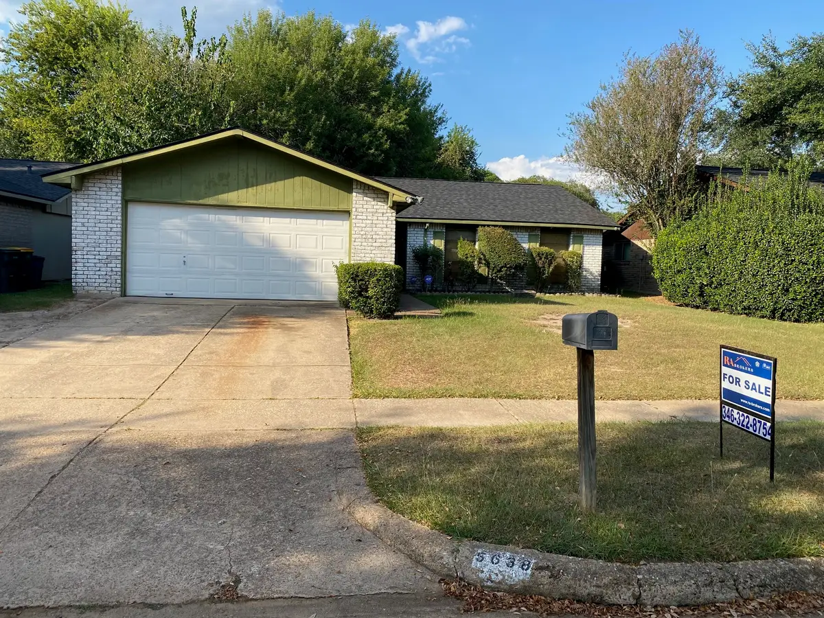 5638 Hickory Forest Drive, Houston, TX 77088 - Image #1