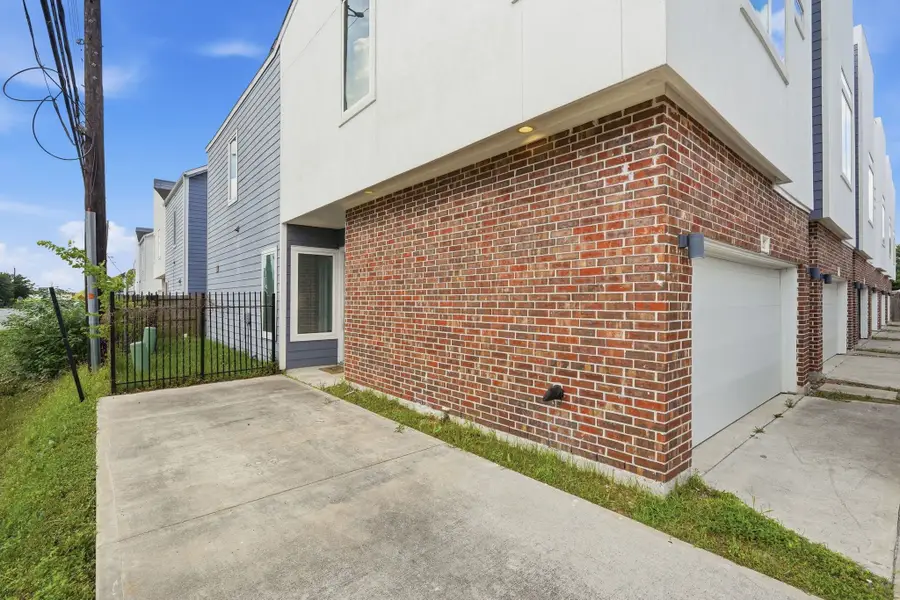 2527 Hollister Street, Houston, TX 77080 - #2