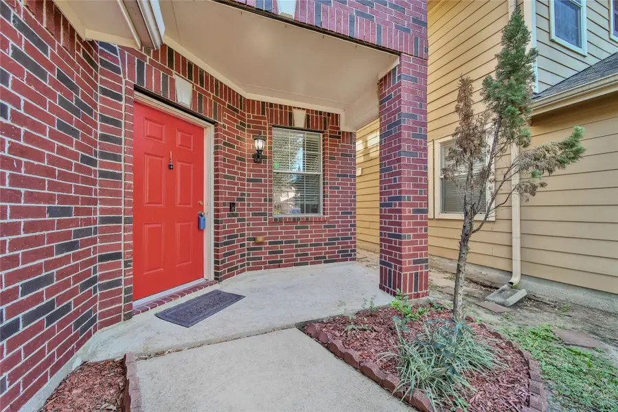 14605 Branchwest Drive, Houston, TX 77082 - Image #2