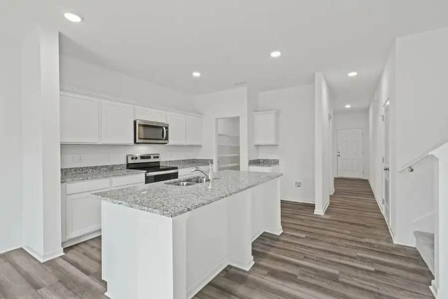 25327 Stoneham Creek Drive, Magnolia, TX 77355 - Image #2