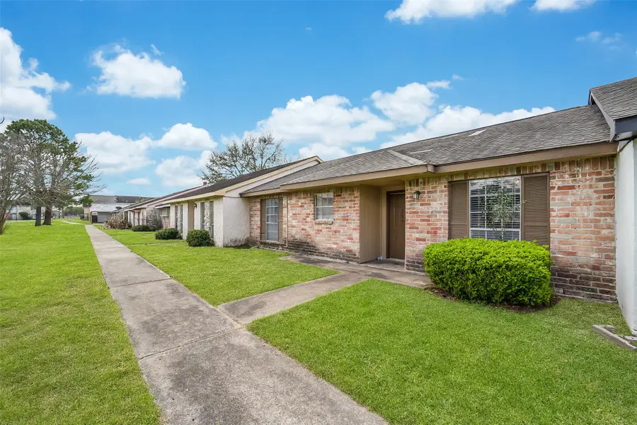 7265 Chasewood Drive, Missouri City, TX 77489 - #2