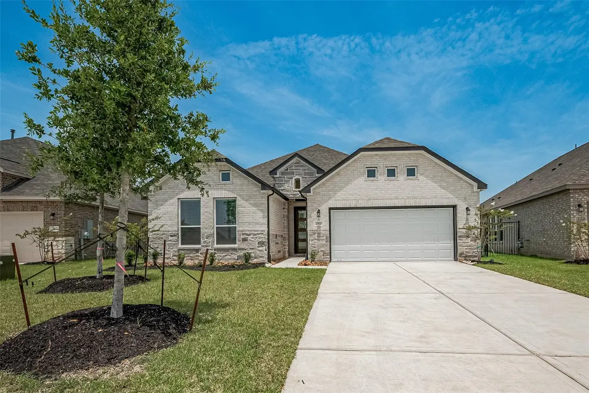 2911 Golden Isle Drive, Texas City, TX 77568 - #1