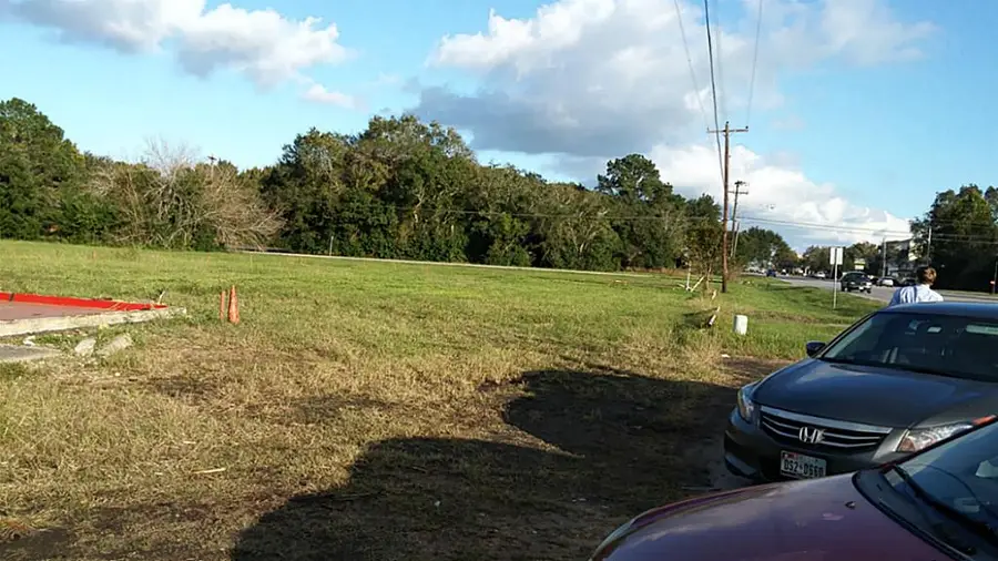 709 E Highway 6, Alvin, TX 77511 - Image #3