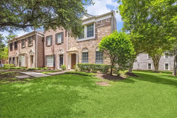 2930 Grants Lake Boulevard #2104, Sugar Land, TX 77479