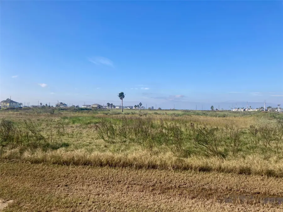 697 Overlook Drive, Crystal Beach, TX 77650 - #2
