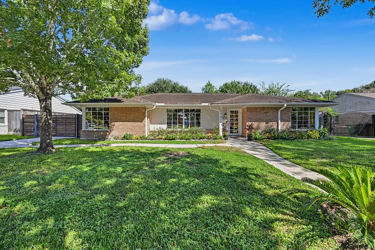 10615 Atwell Drive, Houston, TX 77096 - #1