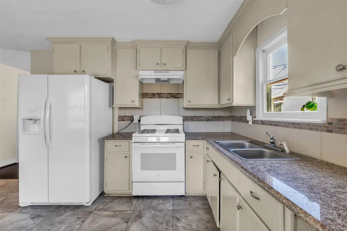 131 E 31st 1/2 Street, Houston, TX 77018 - #1