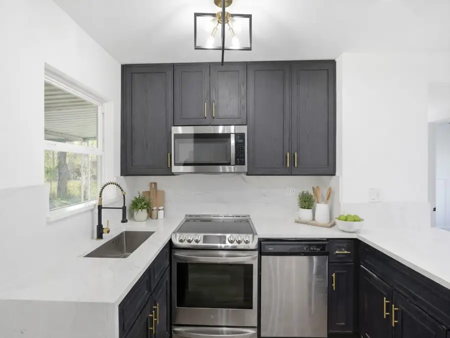 4516 Werner Street, Houston, TX 77022 - Image #3