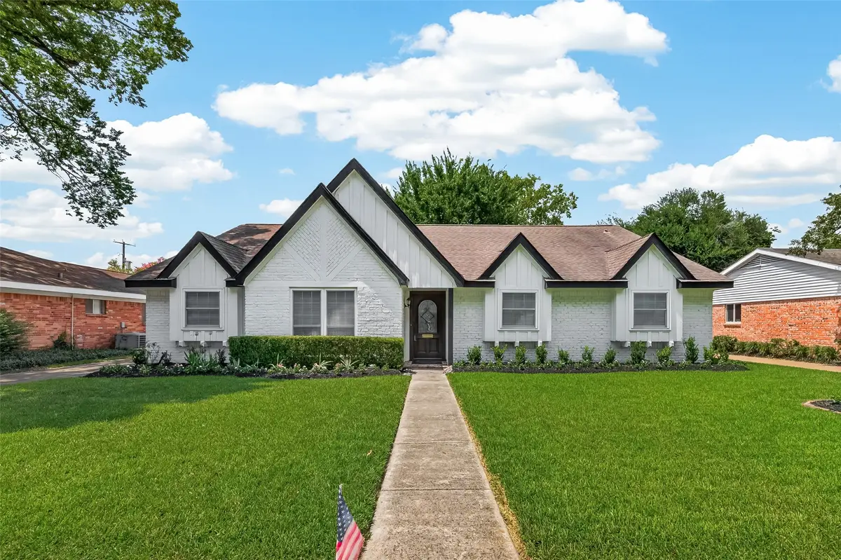 5946 Valkeith Drive, Houston, TX 77096 - #1