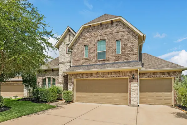 66 Hearthshire Circle, The Woodlands, TX 77354