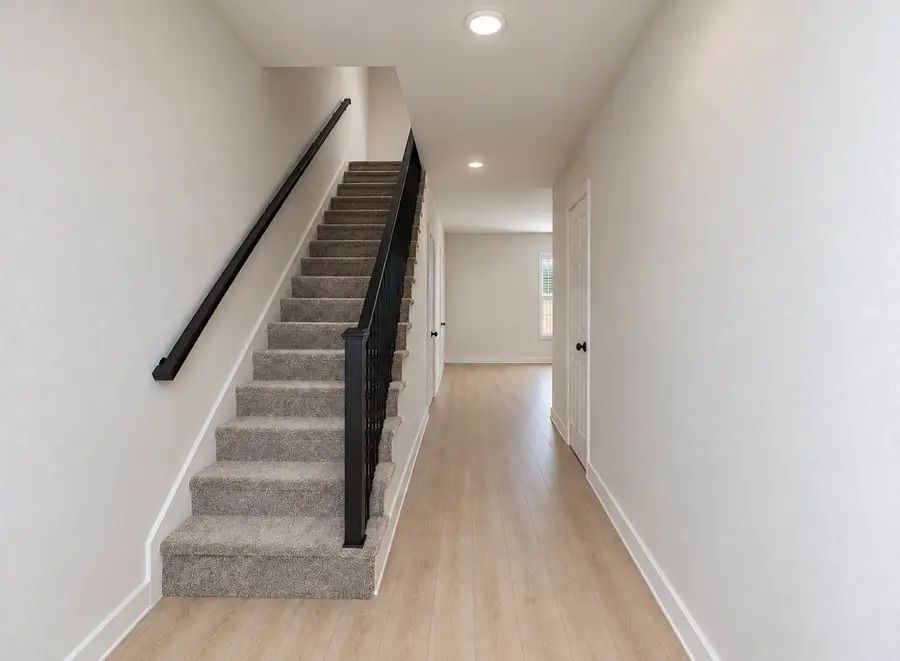 305 E Defee Avenue, Baytown, TX 77520 - #2