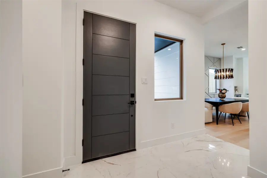 816 W 17th Street, Houston, TX 77008 - #2