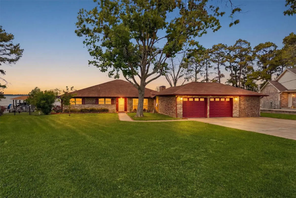 18327 Shoreline Drive, Crosby, TX 77532 - #1