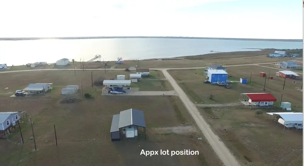 456 Seahorse Drive, Palacios, TX 77465 - Image #1