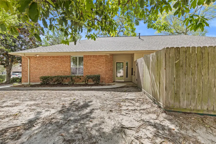 15 Dardenelle Court, Conroe, TX 77384 - #3