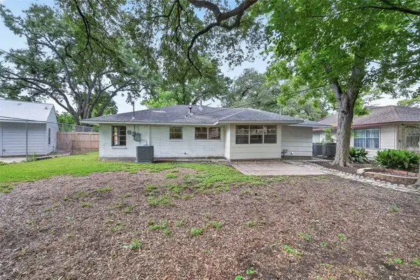 4106 Woodshire Street, Houston, TX 77025