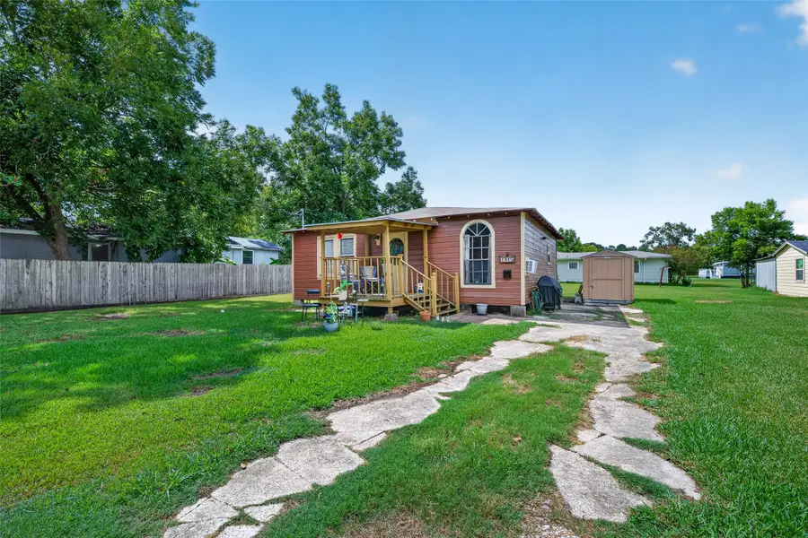 1715 W Humble Street, Baytown, TX 77520 - #3