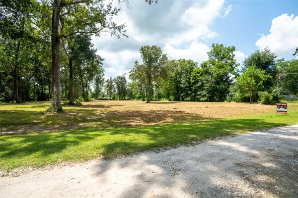 145 Private Road 456, Dayton, TX 77535