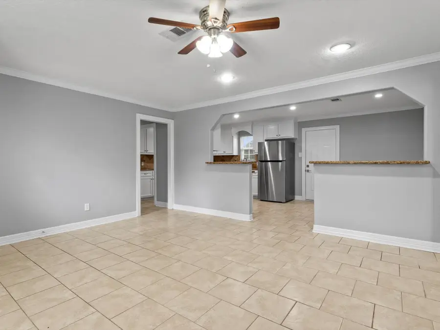 14927 Elmtex Drive, Houston, TX 77396 - Image #2