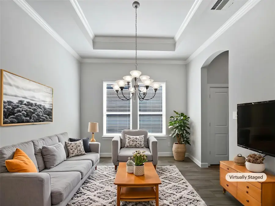 347 Westlake Terrace Drive, Conroe, TX 77304 - Image #2