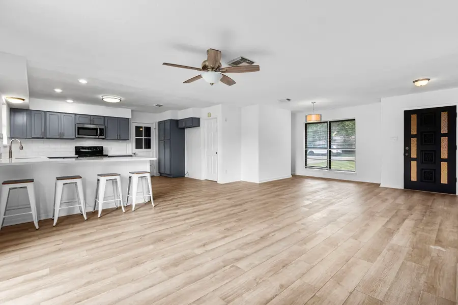 107 Bledsoe Street, Prairie View, TX 77445 - #2
