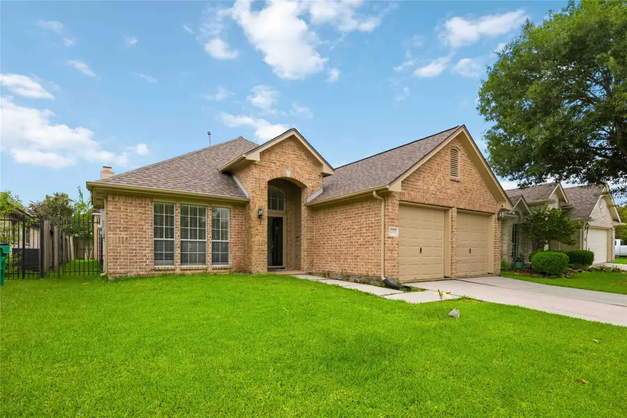 4231 Applerock Drive, Baytown, TX 77521 - #2