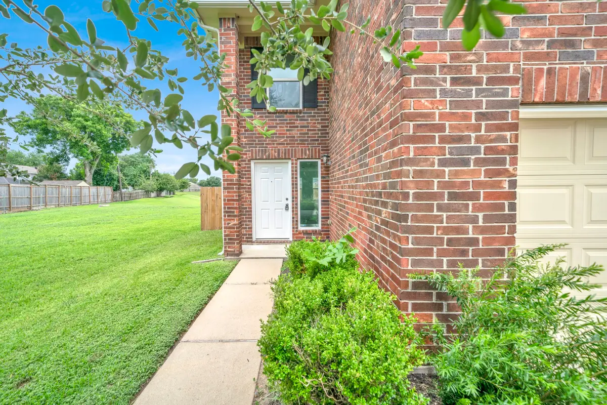 12818 Regg Drive, Houston, TX 77045 - Image #1