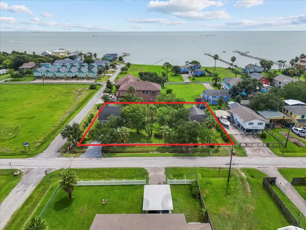 1013 7th Street, San Leon, TX 77539 - Image #1