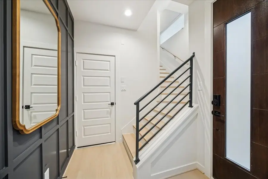 811 Thornton Road #A, Houston, TX 77018 - #3