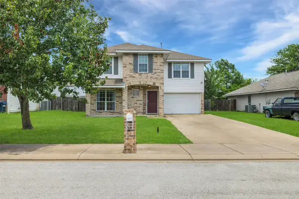3807 Meadow View Drive, College Station, TX 77845