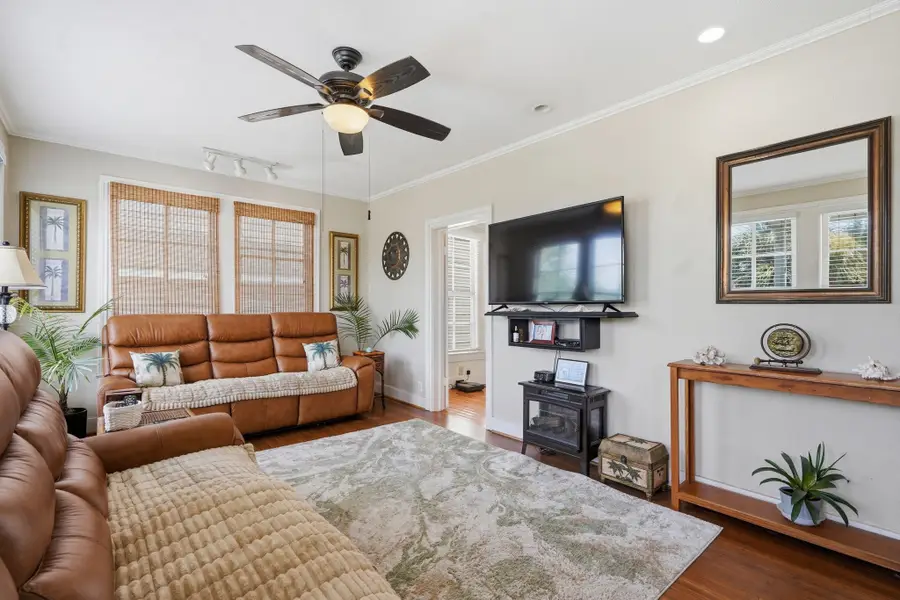 1020 Broadway Street, Galveston, TX 77550 - #2