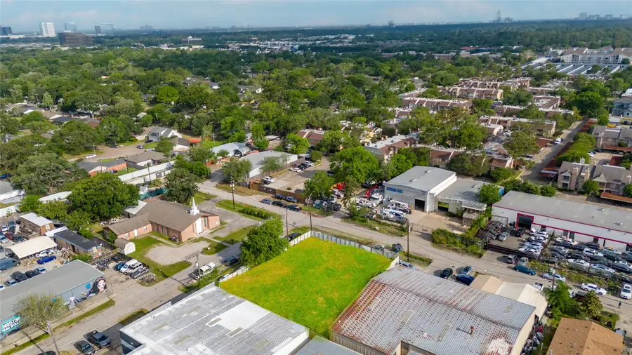 9221 Monsey Drive, Houston, TX 77063 - Image #2