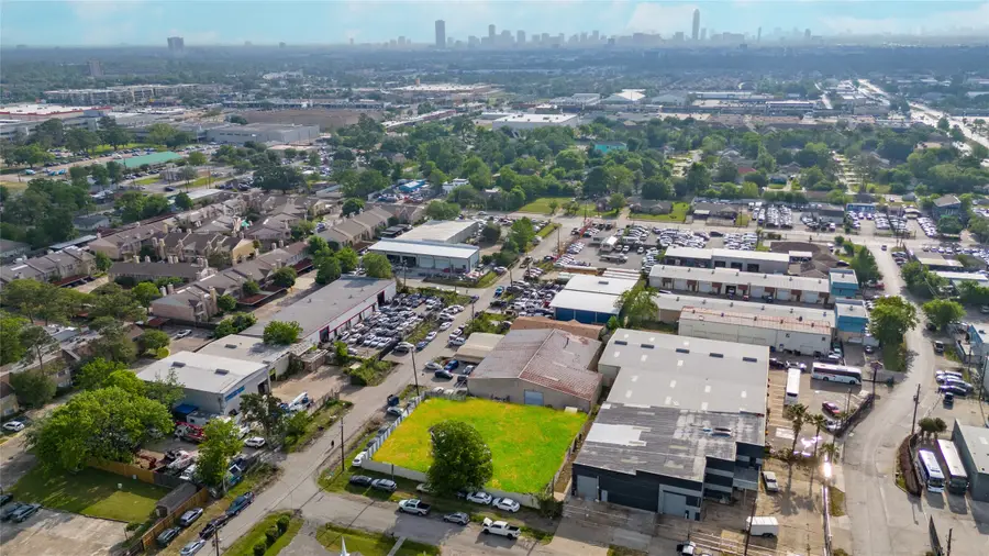 9221 Monsey Drive, Houston, TX 77063 - Image #3