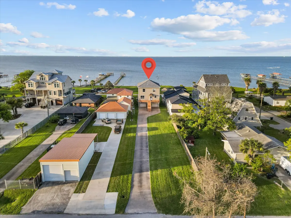 2609 Avenue A, San Leon, TX 77539 - #1
