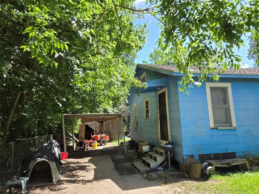 1985 Prairie Street, Beaumont, TX 77701 - Image #2