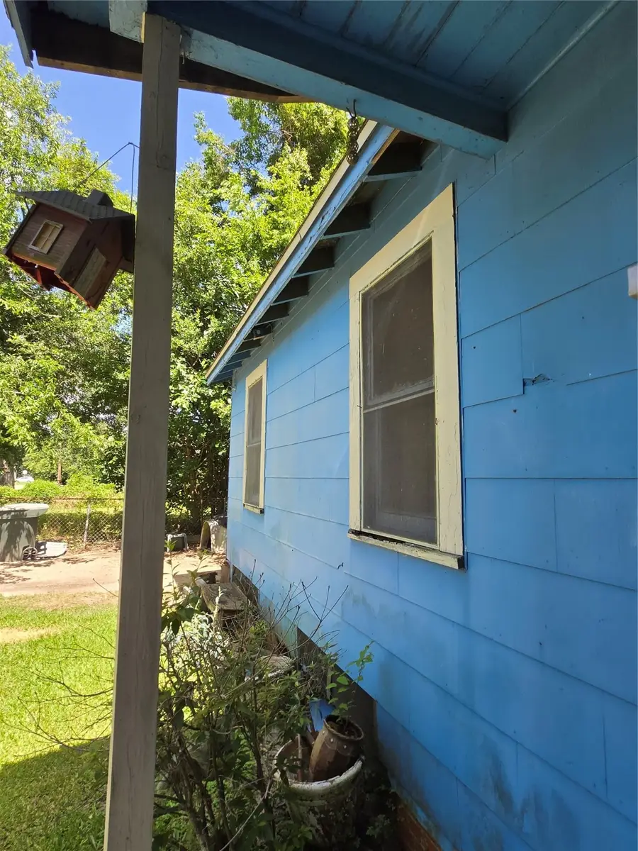 1985 Prairie Street, Beaumont, TX 77701 - Image #3