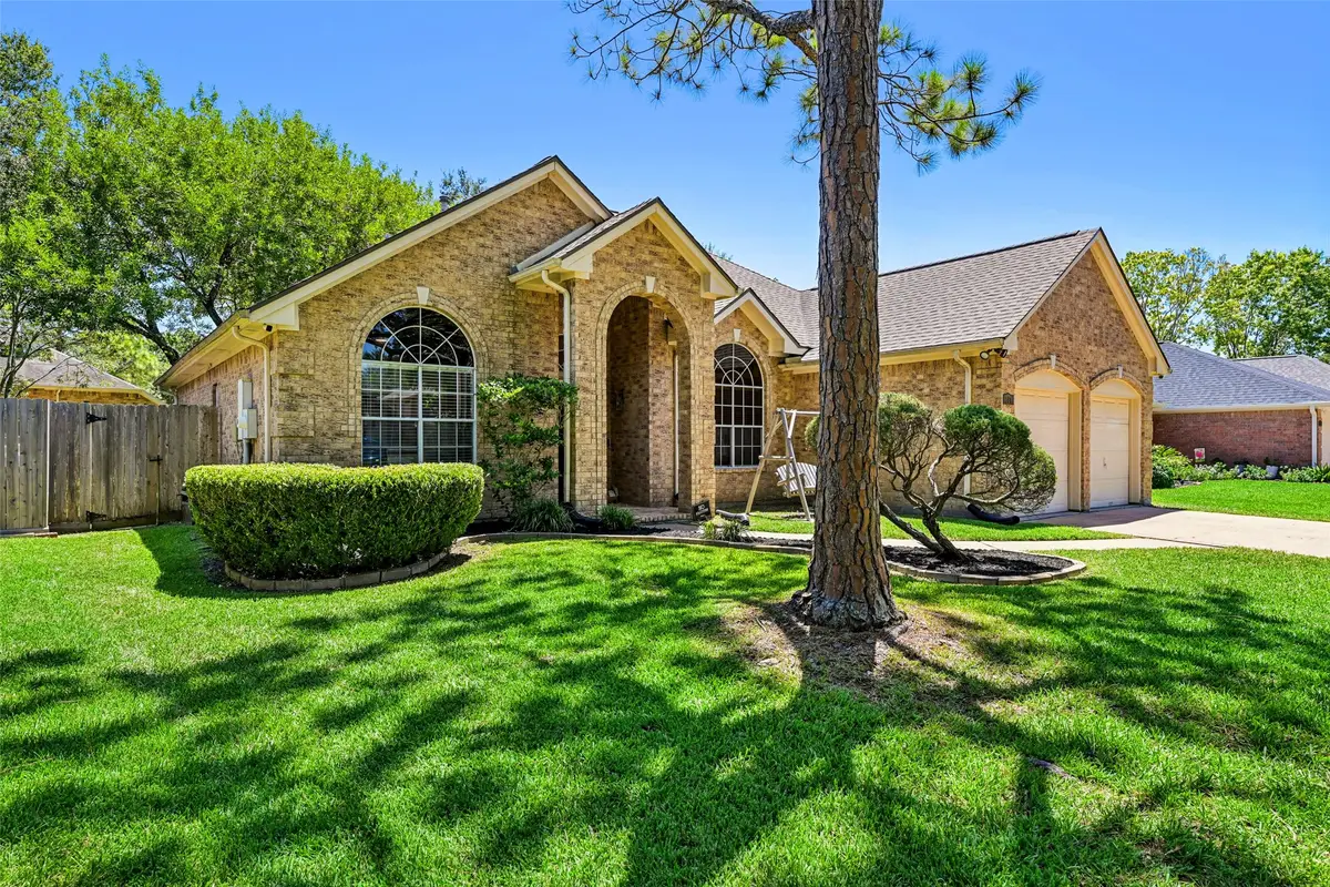 124 Crimson Bay Drive, League City, TX 77573 - #1