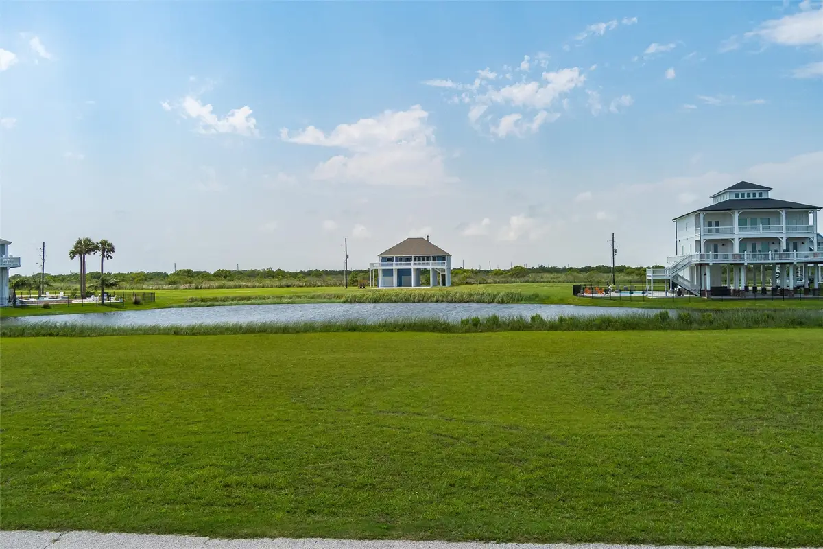 3829 Biscayne Beach Road, Crystal Beach, TX 77650 - #1