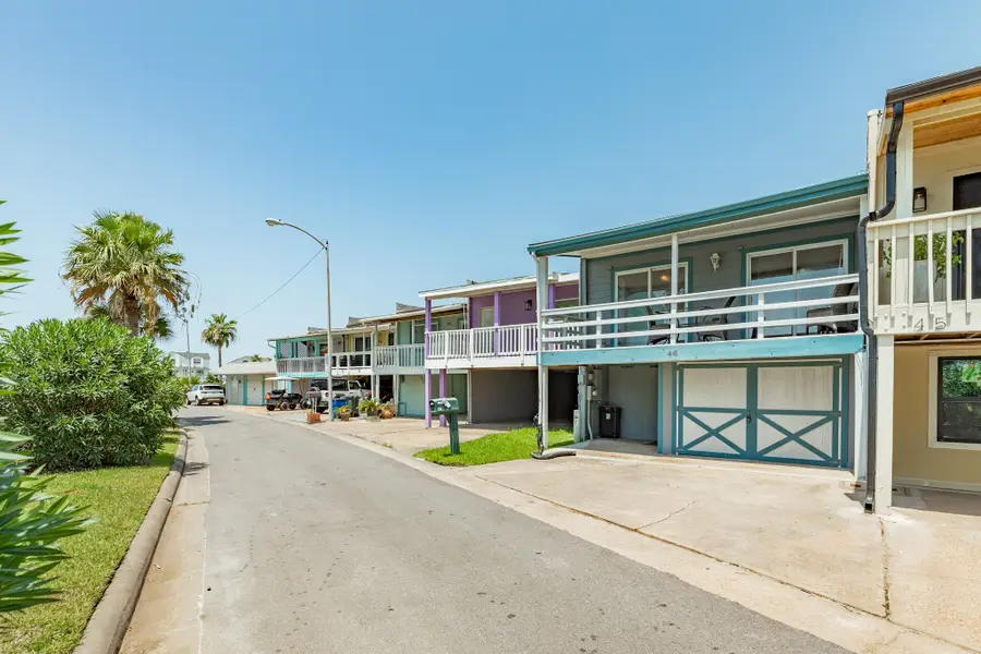 46 Harbour Circle, Galveston, TX 77554 - #2