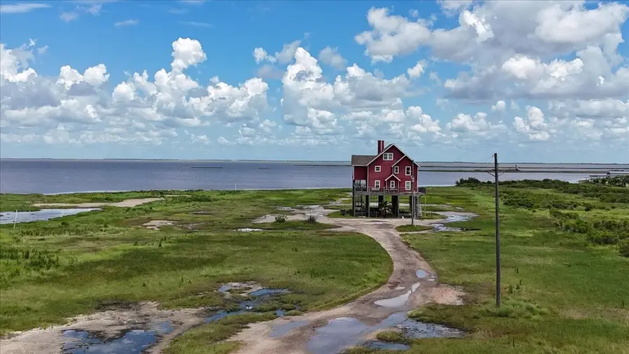 2238 & 2235 Hwy 87, Gilchrist, TX 77617 - #2