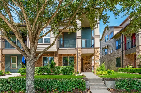 417 Marina View Drive, Webster, TX 77598