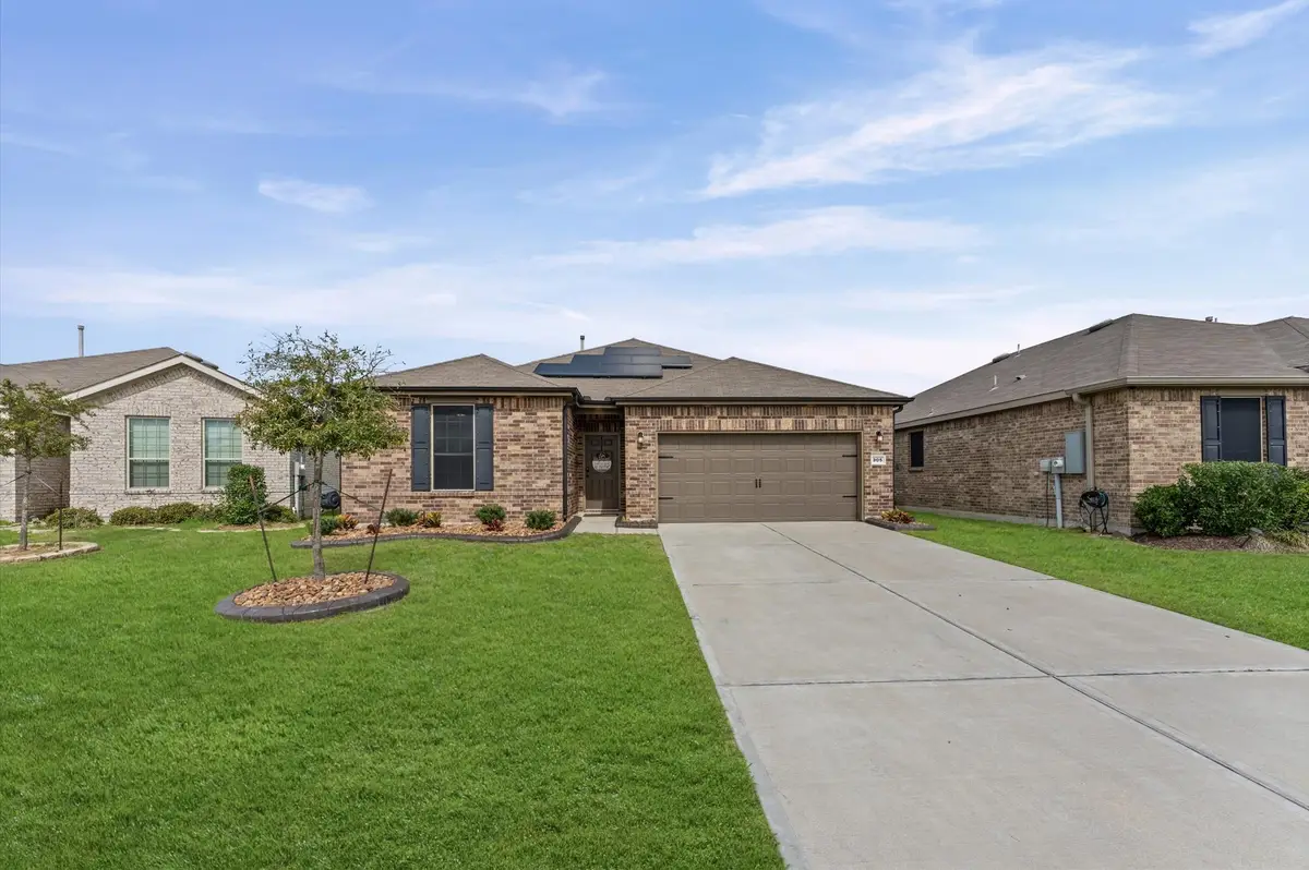 305 Paso Fino Drive, Alvin, TX 77511 - #1
