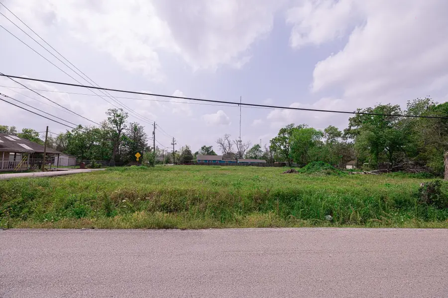 249 Basswood Street, Houston, TX 77022 - #2