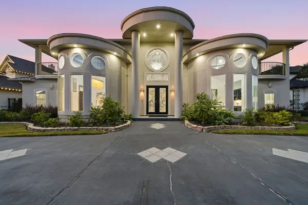 1907 Ray Shell Court, Seabrook, TX 77586