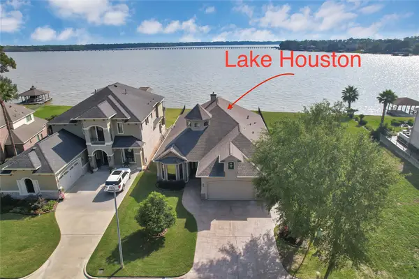 8830 Cross Country Drive, Houston, TX 77346