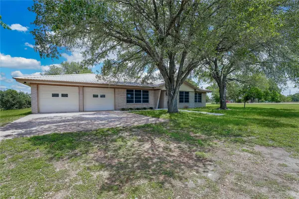 139 Owl Creek Road, Warda, TX 78960